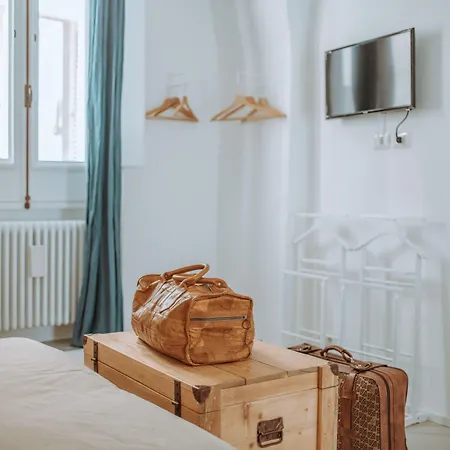 Nocleg ze śniadaniem Sedilequattro 3*