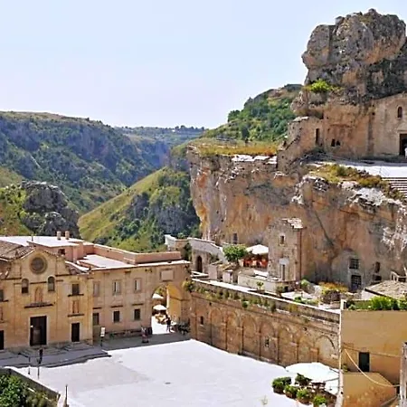 Sedilequattro Oda ve Kahvaltı Castellaneta
